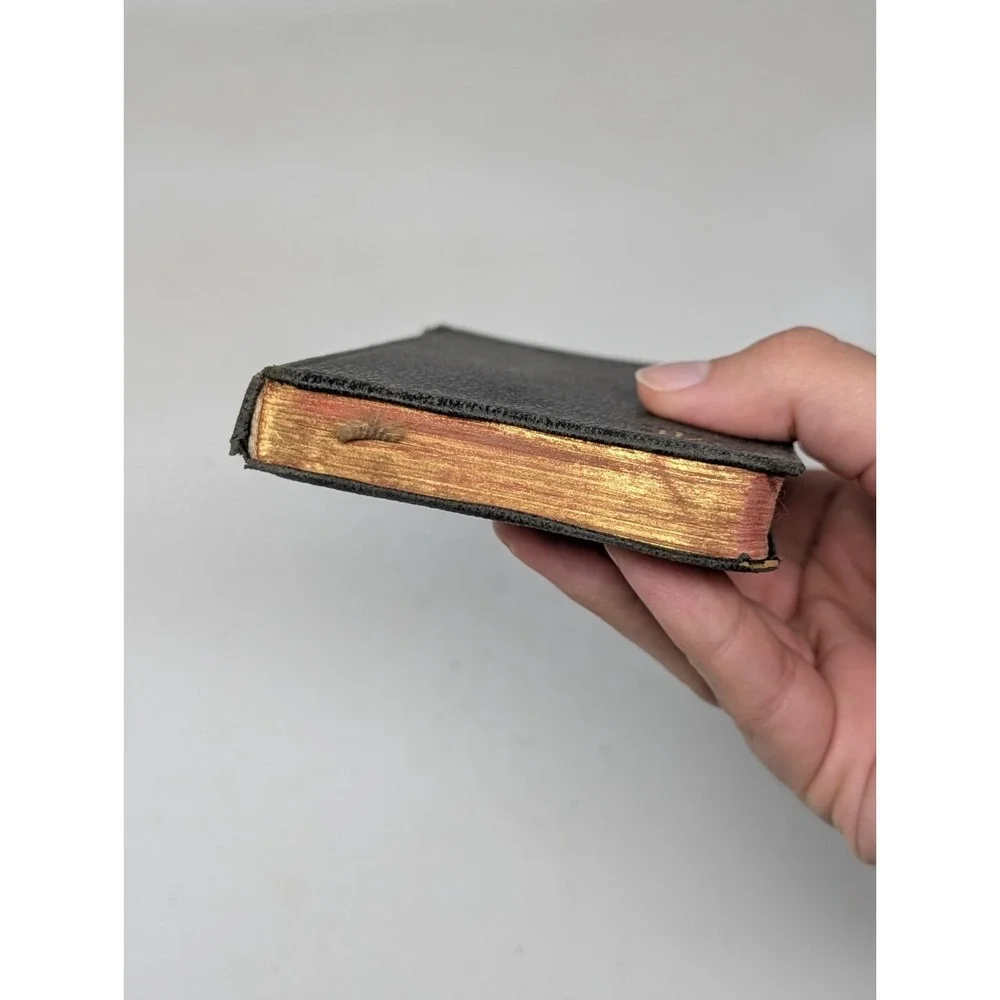 1949 The New Key of Heaven A Complete Prayerbook for Catholics Leather VTG 1940s